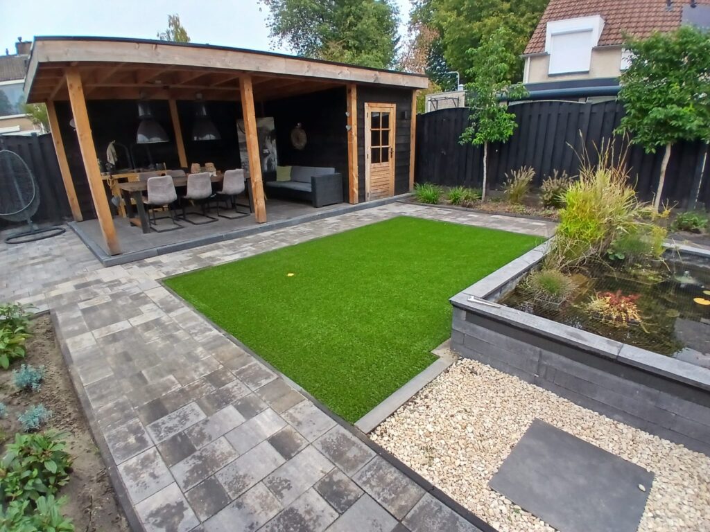 Onderhoudsvrij kunstgras in tuin